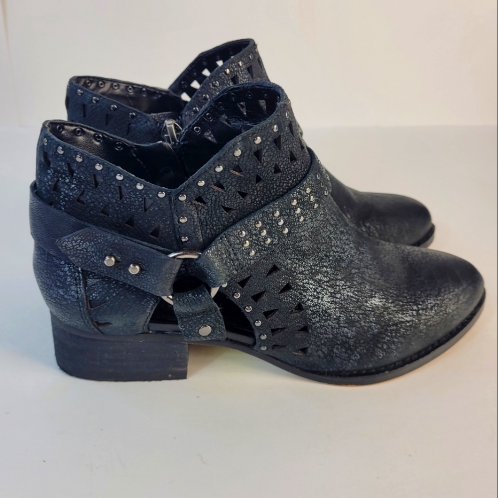 Vince Camuto ankle boots women size 5 1/2